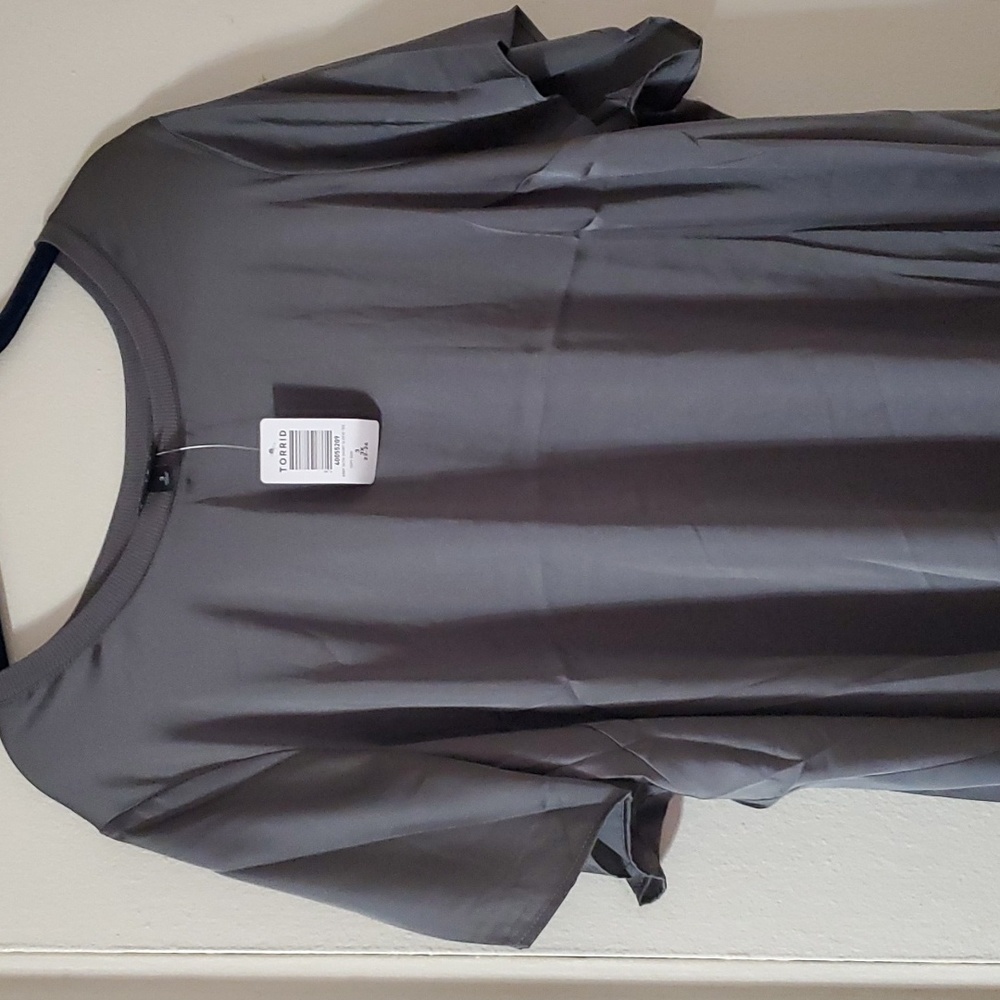Torrid top - Picture 2 of 4